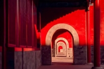 古训：遇大事要静，遇难事要变，遇烂事要离，遇顺事要敛